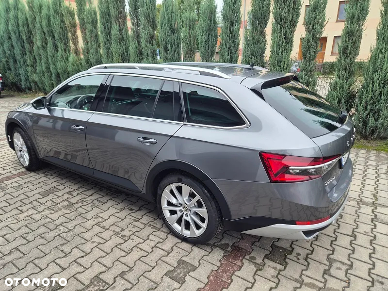 Skoda Superb 2.0 TSI 4x4 Scout DSG - 6