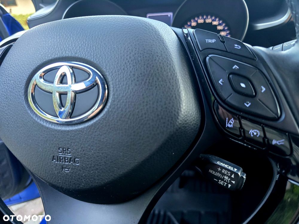 Toyota C-HR - 12