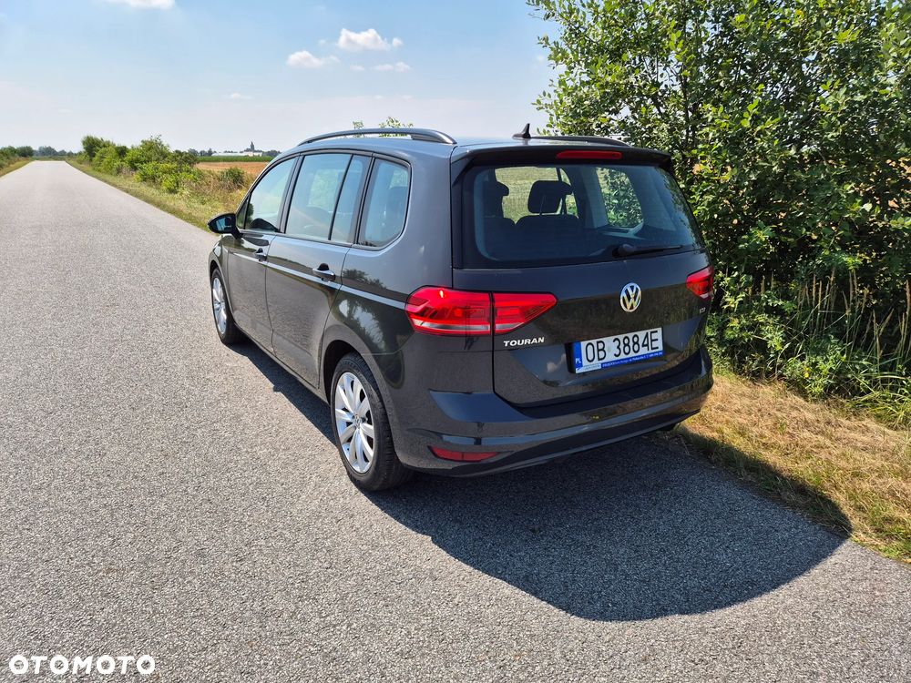 Volkswagen Touran 1.5 TSI EVO Trendline - 5
