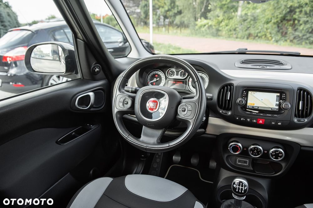Fiat 500L 1.4 T-Jet 16V Lounge - 17