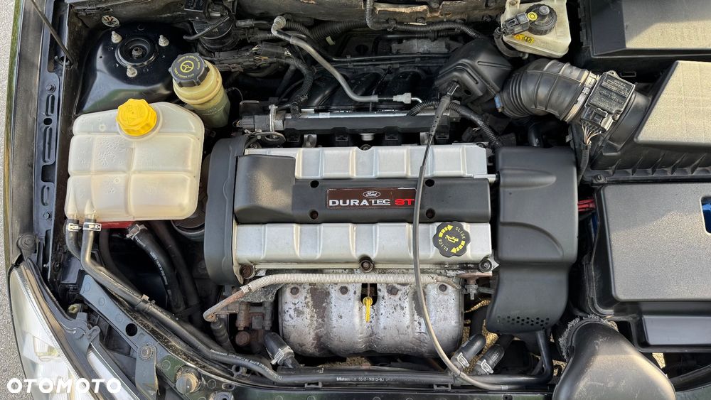 Ford Focus ST170 - 17