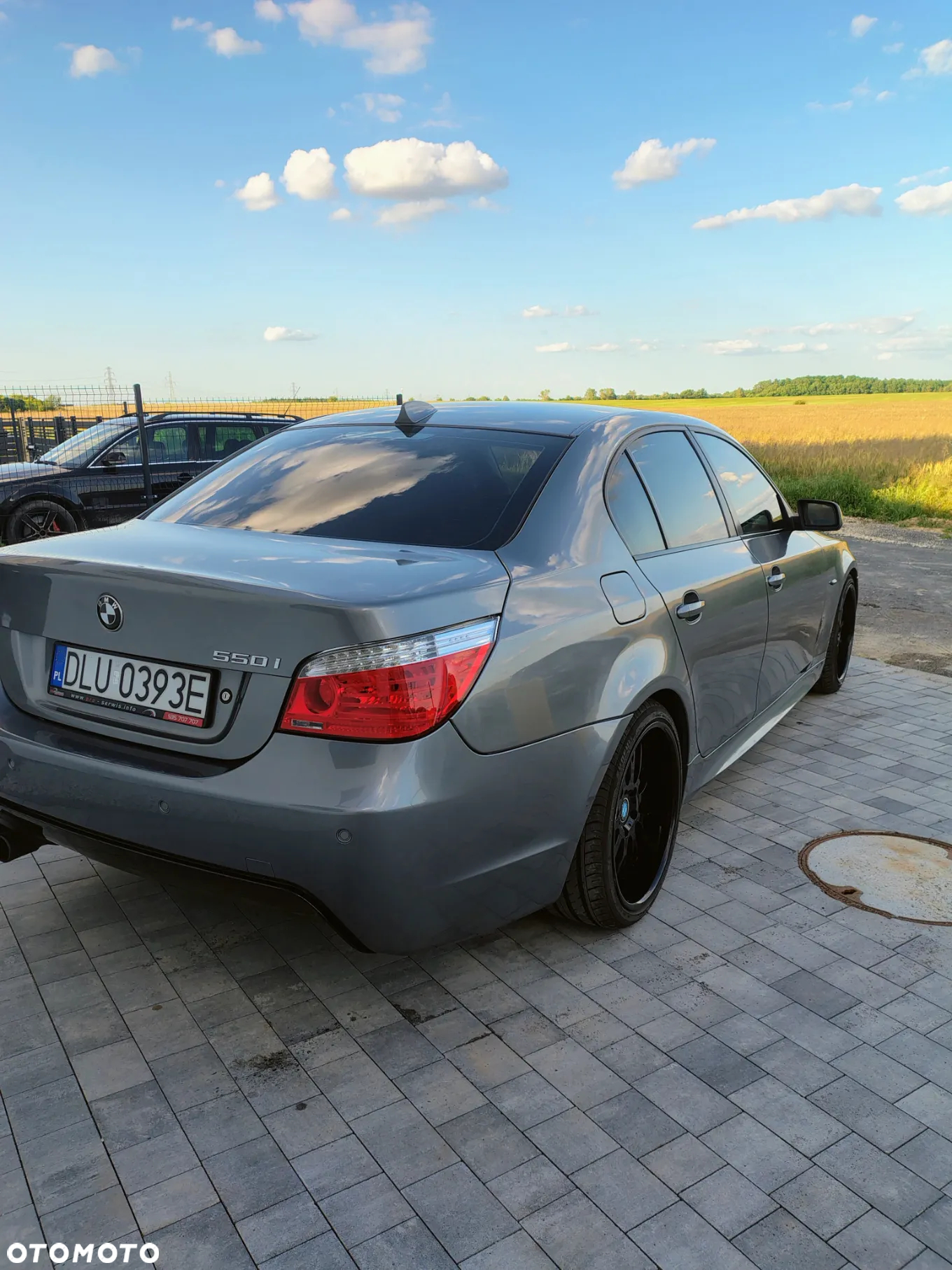 BMW Seria 5 550i - 6