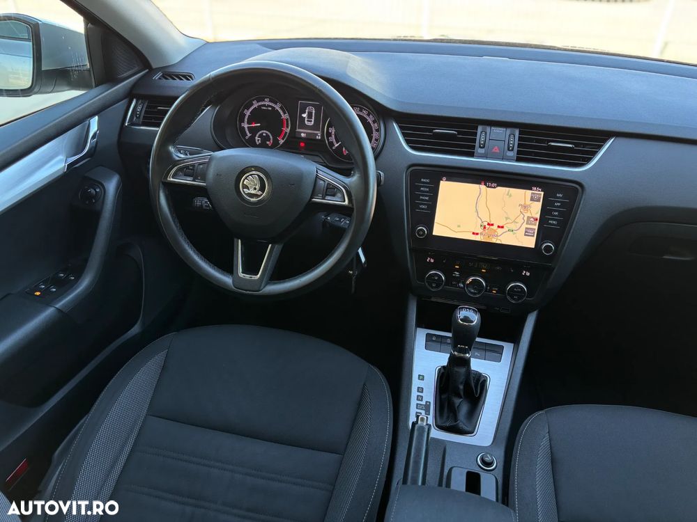 Skoda Octavia Combi 1.5 TSI Ambition - 33