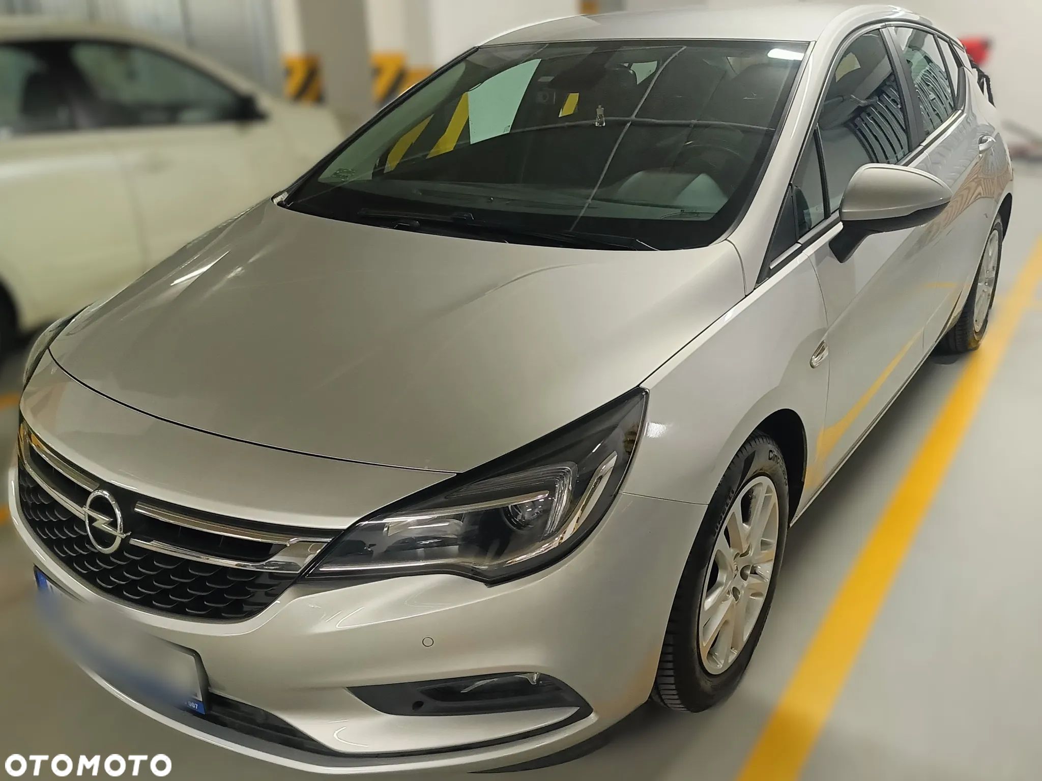 Opel Astra V 1.4 T Enjoy - 1