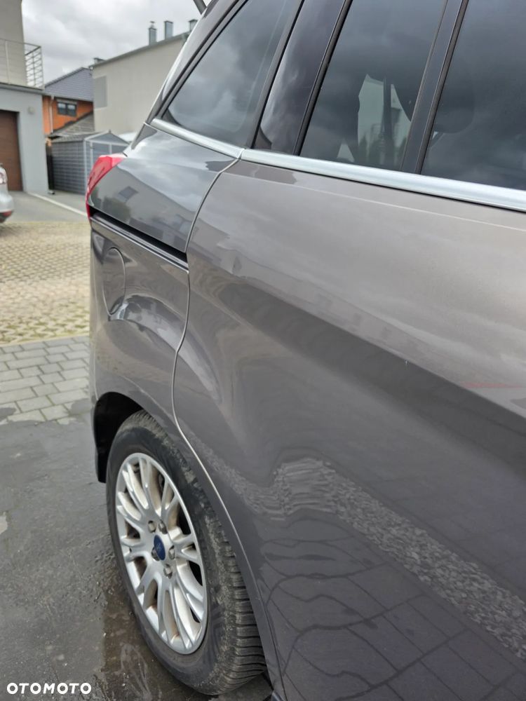Ford Grand C-MAX 2.0 TDCi Edition - 17