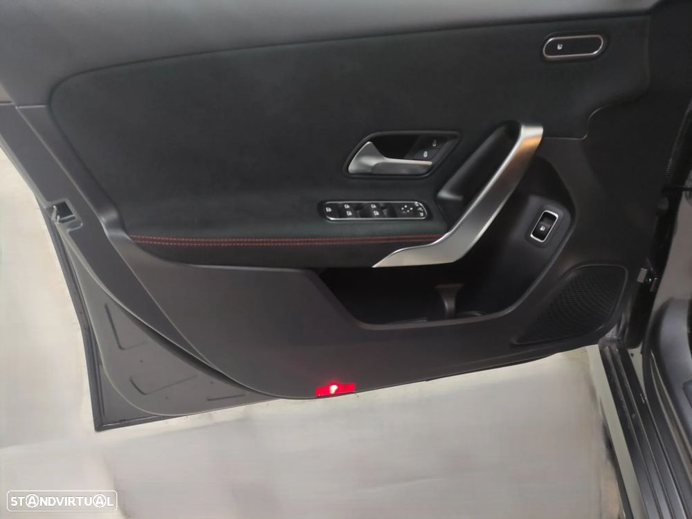 Mercedes-Benz A 250 e - 11