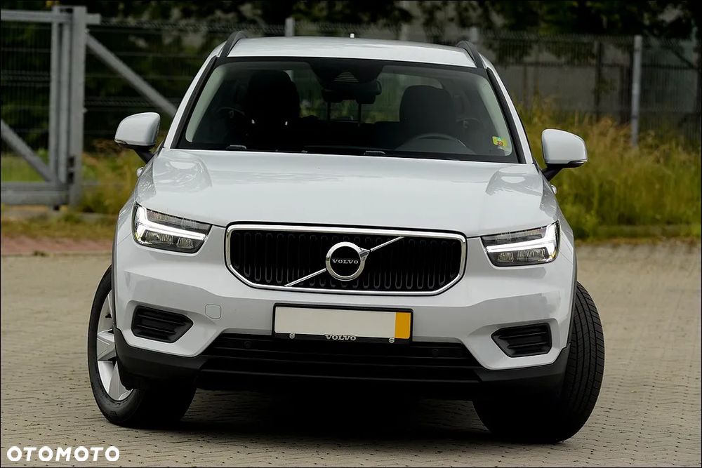Volvo XC 40 D3 SCR Momentum - 10