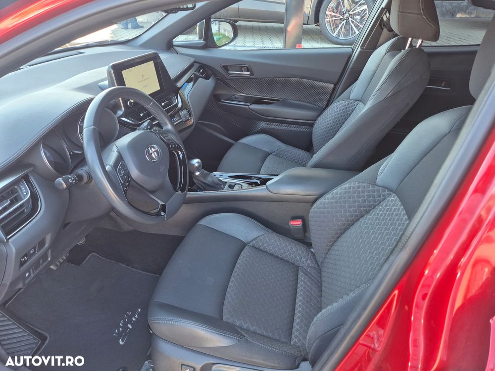 Toyota C-HR 2.0 HSD 184 CP 4x2 CVT Style - 12