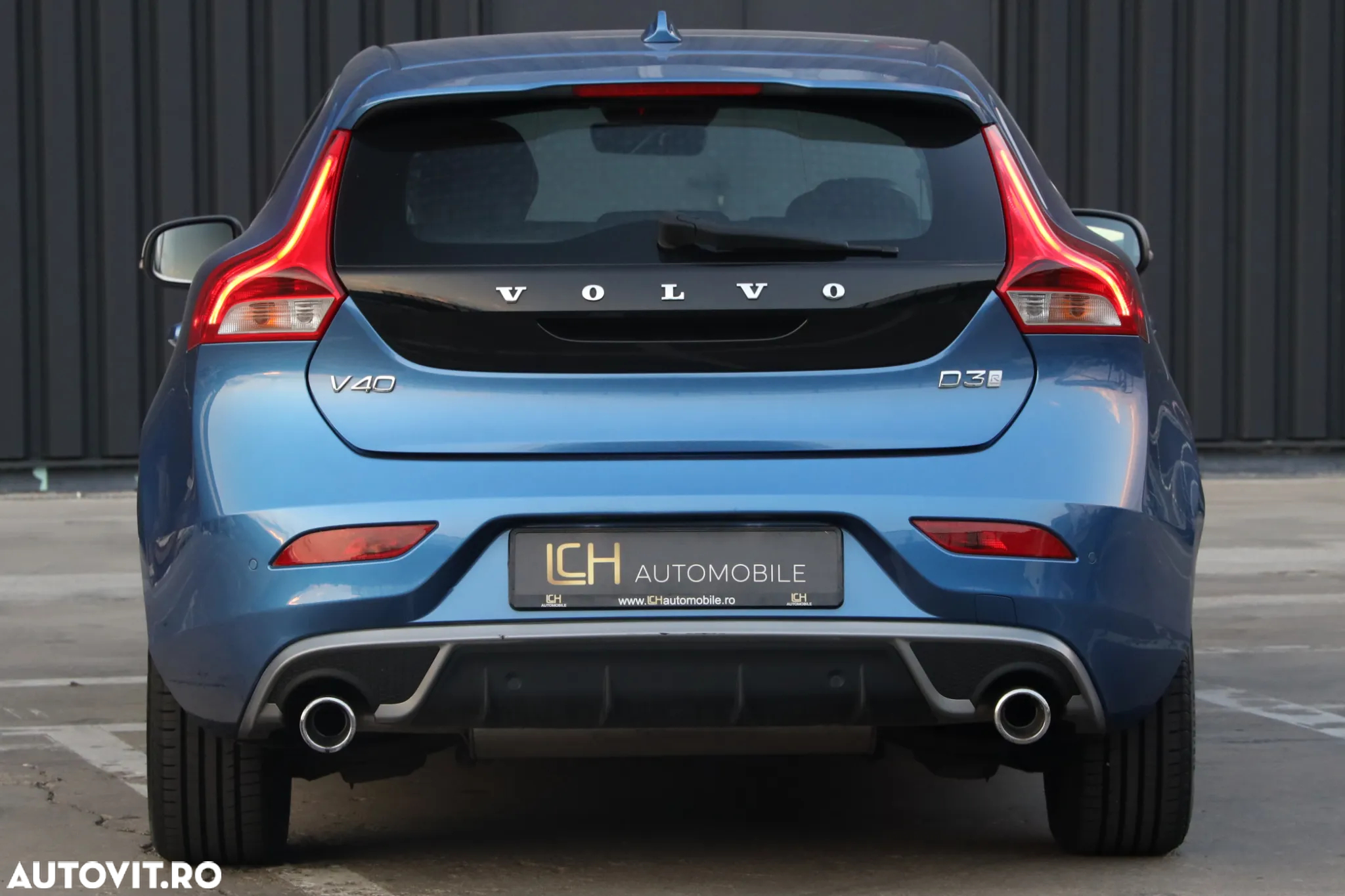 Volvo V40 D3 Geartronic RDesign - 31