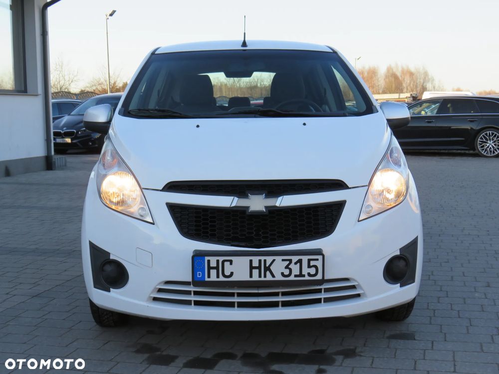 Chevrolet Spark 1.0 + - 6