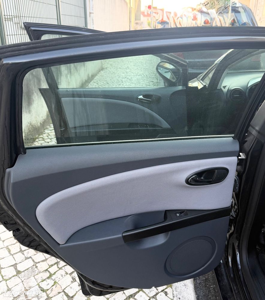 SEAT Leon 1.9 TDi Ecomotive Reference - 12