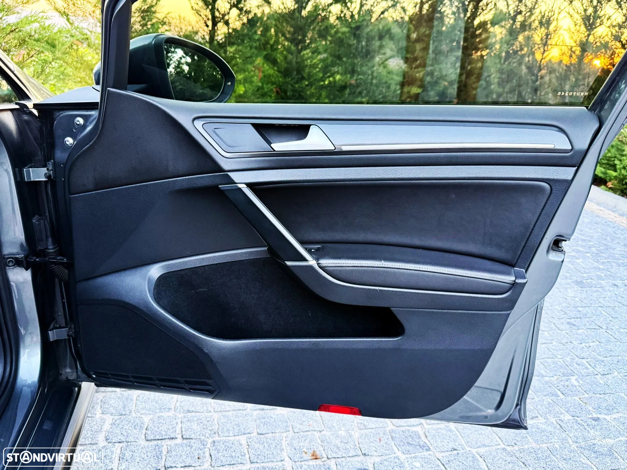 VW Golf 2.0 TDI GTD DSG - 21