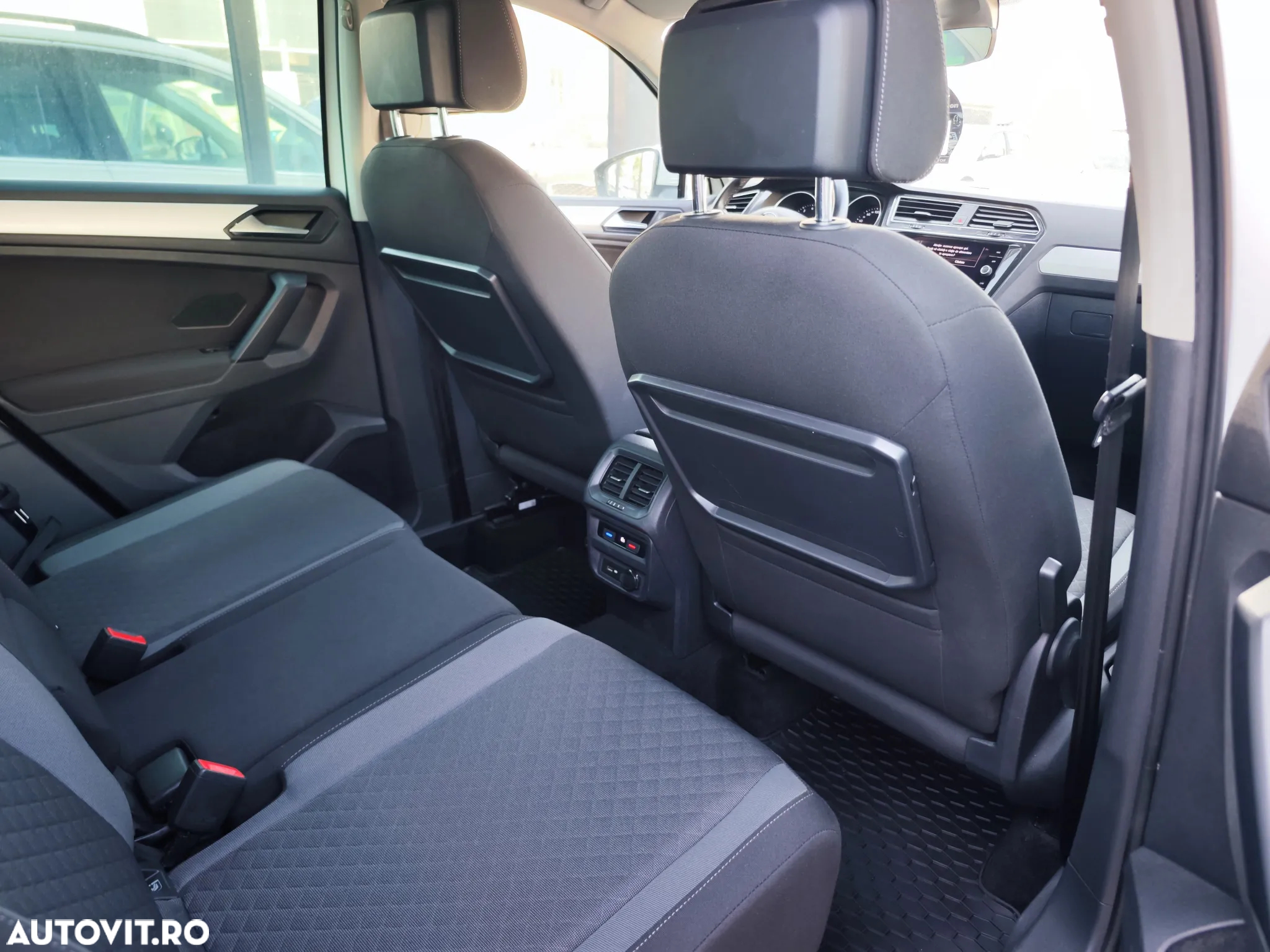 Volkswagen Tiguan 1.5 TSI ACT DSG Comfortline - 13