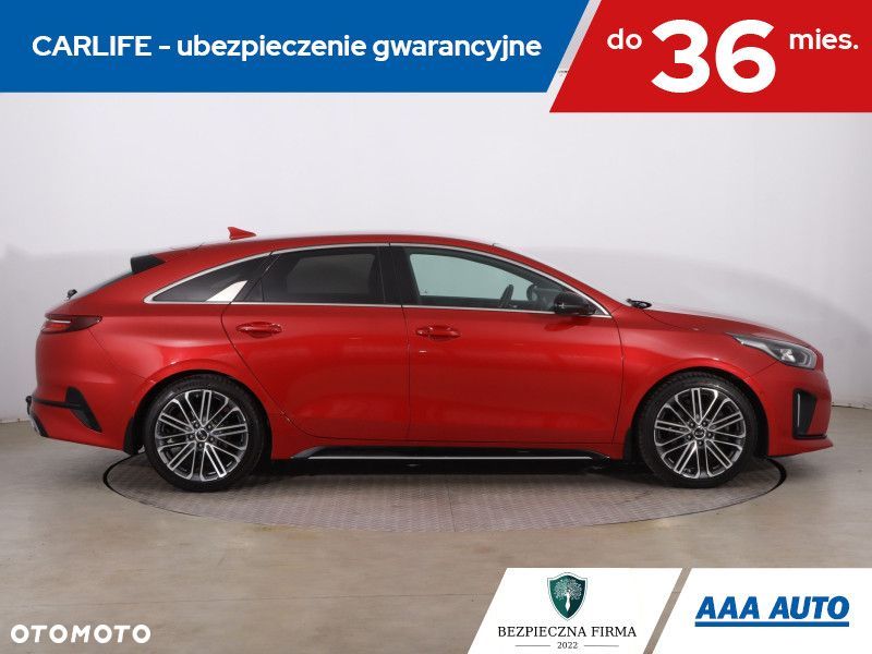 Kia ProCeed - 8