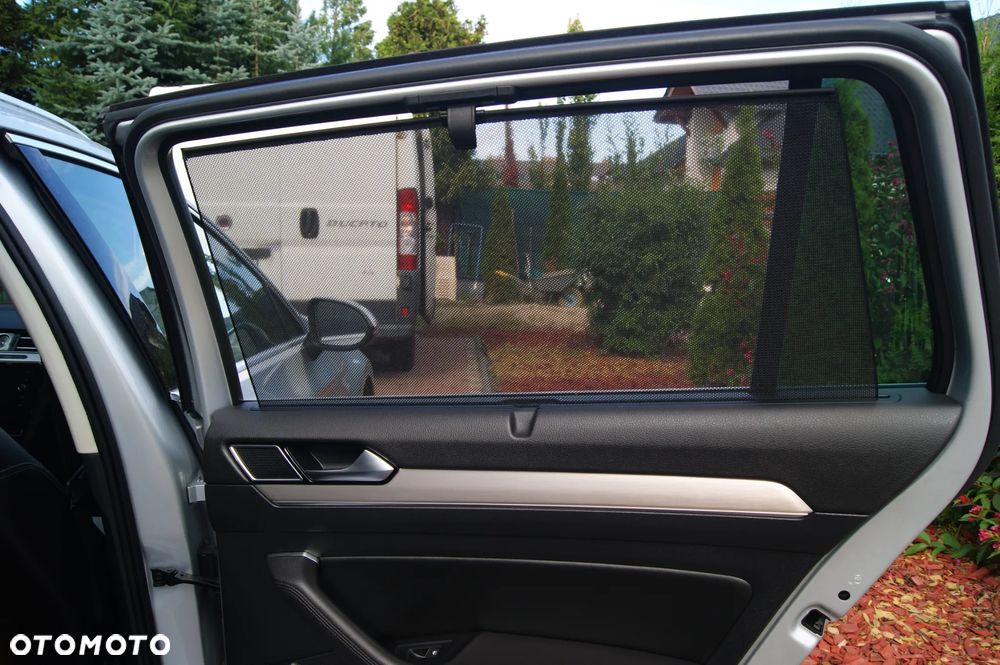 Volkswagen Passat 1.6 TDI SCR DSG Business - 28
