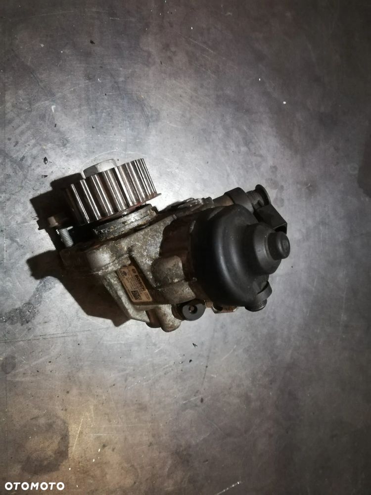 POMPA WTRYSKOWA 04L130755D - 1