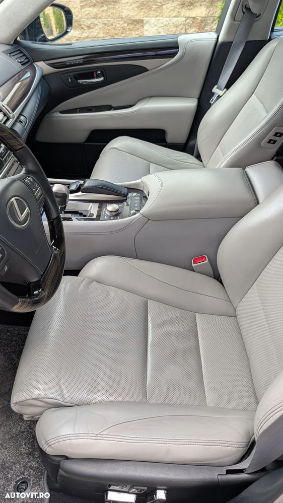 LEXUS LS 2013 — imagine 9