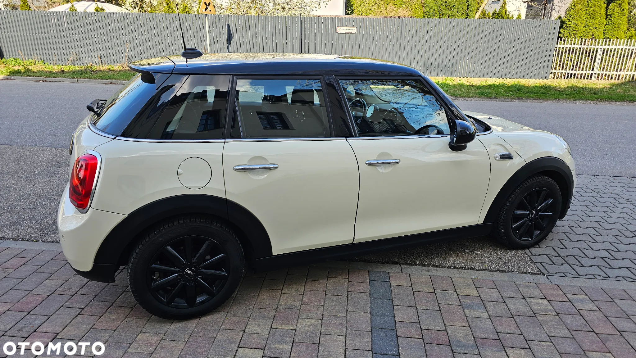 MINI Cooper Standard - 37