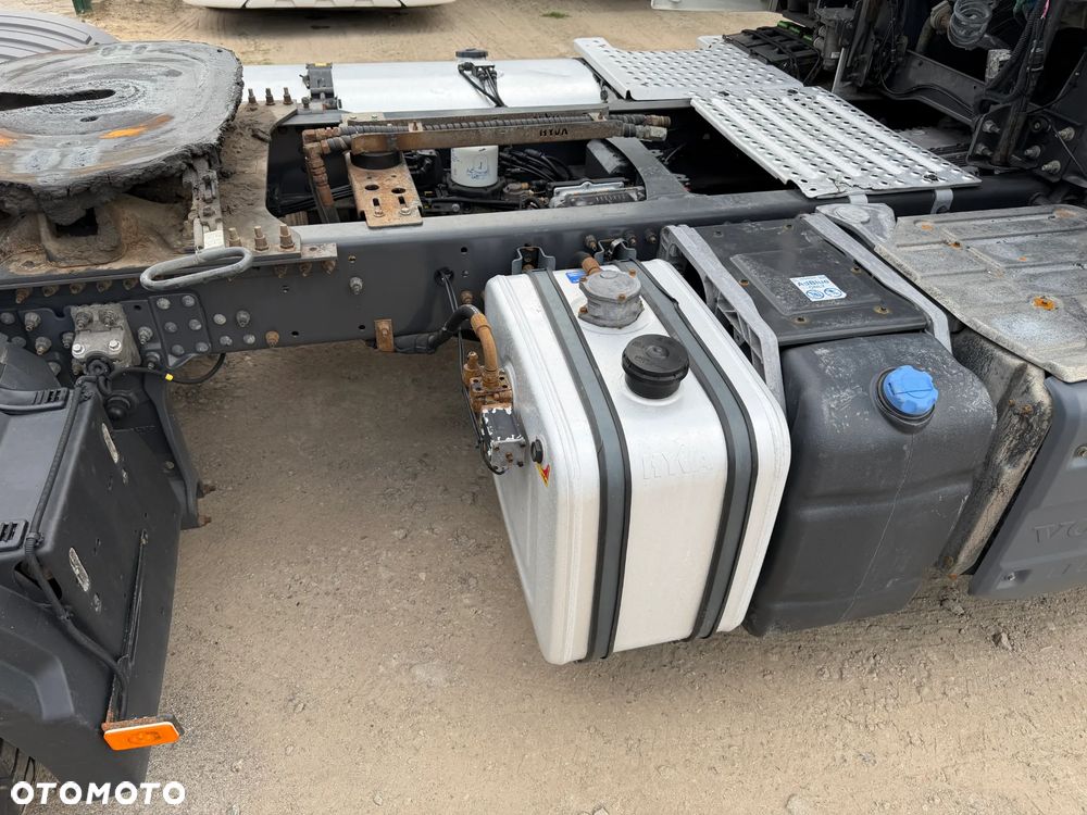 Volvo FH 500 ALUFELGI / HYDRAULIKA HYVA DWUOBWODOWA / TYLKO 577 153 KM PRZEBIEGU / ŁADNE OPONY / KSENONY / LED / BARDZO ŁADNY STAN / 3 SZTUKI !! - 25