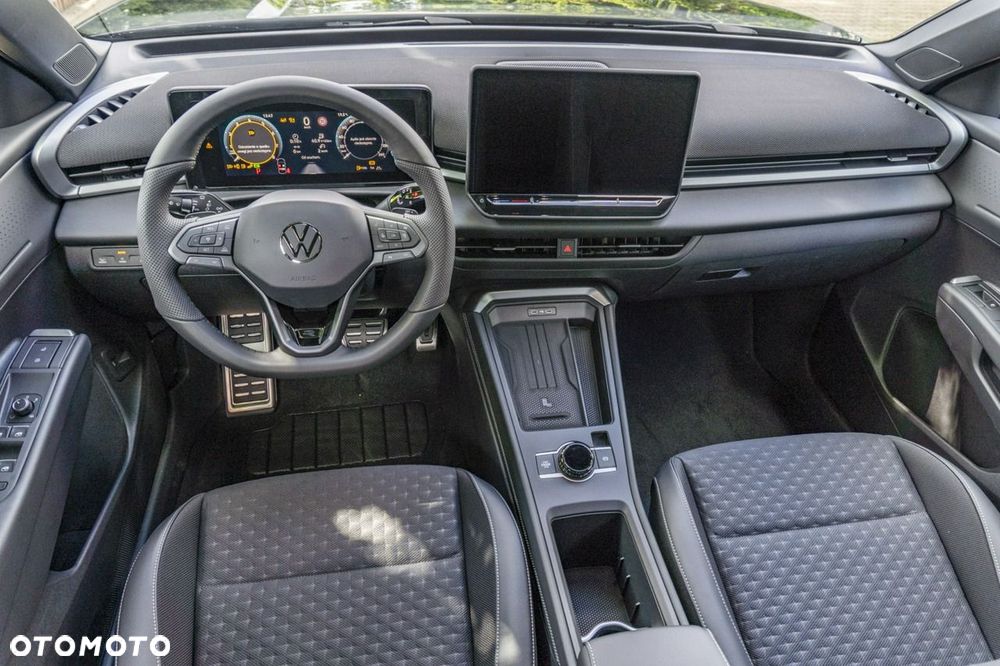 Volkswagen T-Roc - 23