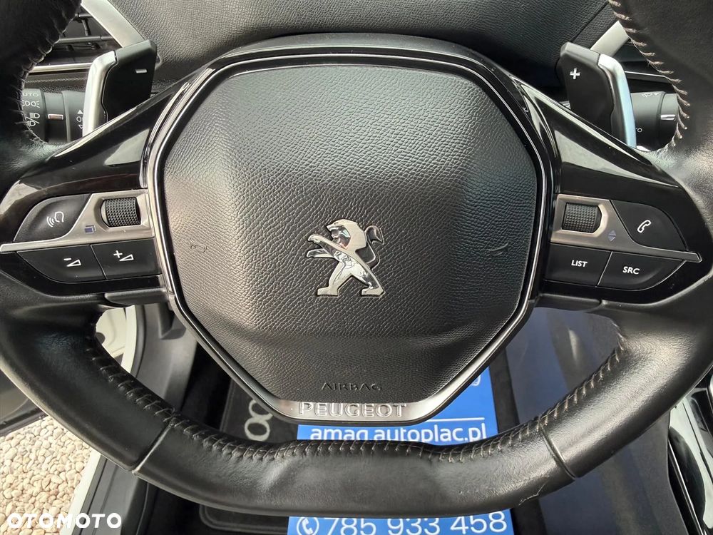 Peugeot 3008 225 e-EAT8 Allure - 24