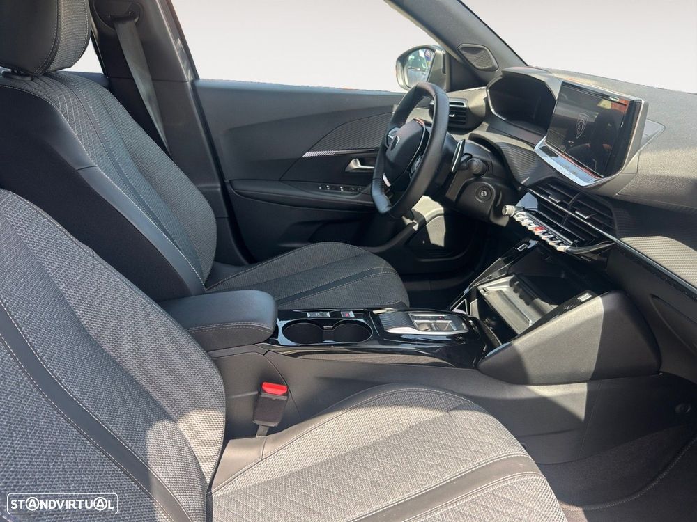 Peugeot 2008 1.2 Hybrid Allure e-DCS6 - 15