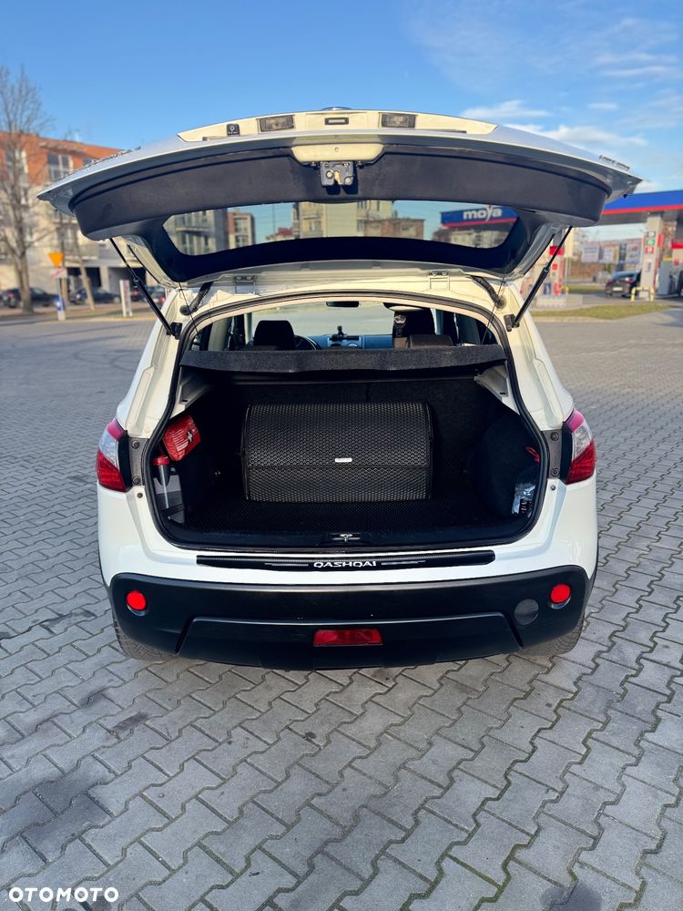 Nissan Qashqai 2.0 dCi DPF I-Way - 10