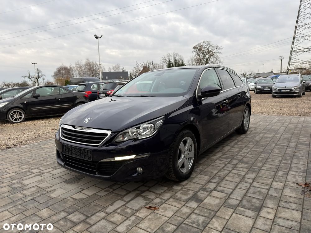 Peugeot 308 1.6 BlueHDi Allure S&S - 20