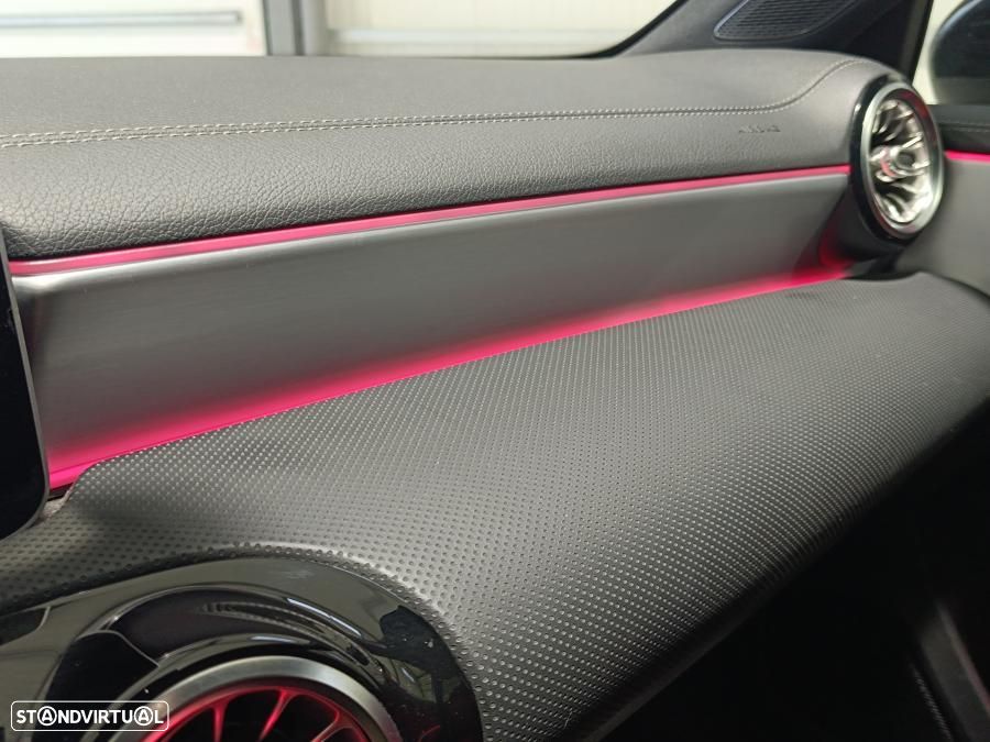 Mercedes-Benz A 220 4Matic 7G-DCT AMG Line - 18