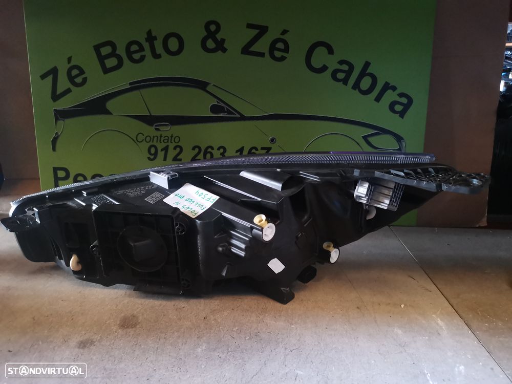 FORD FOCUS IV FAROL LED DIREITO - FF504 - 4