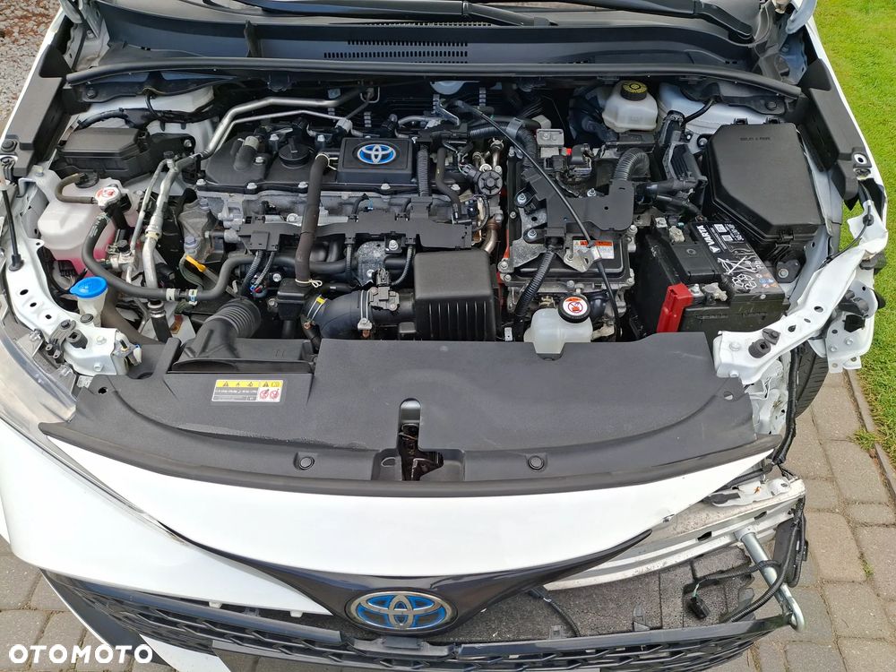 Toyota Camry 2.5 Hybrid Comfort CVT - 21