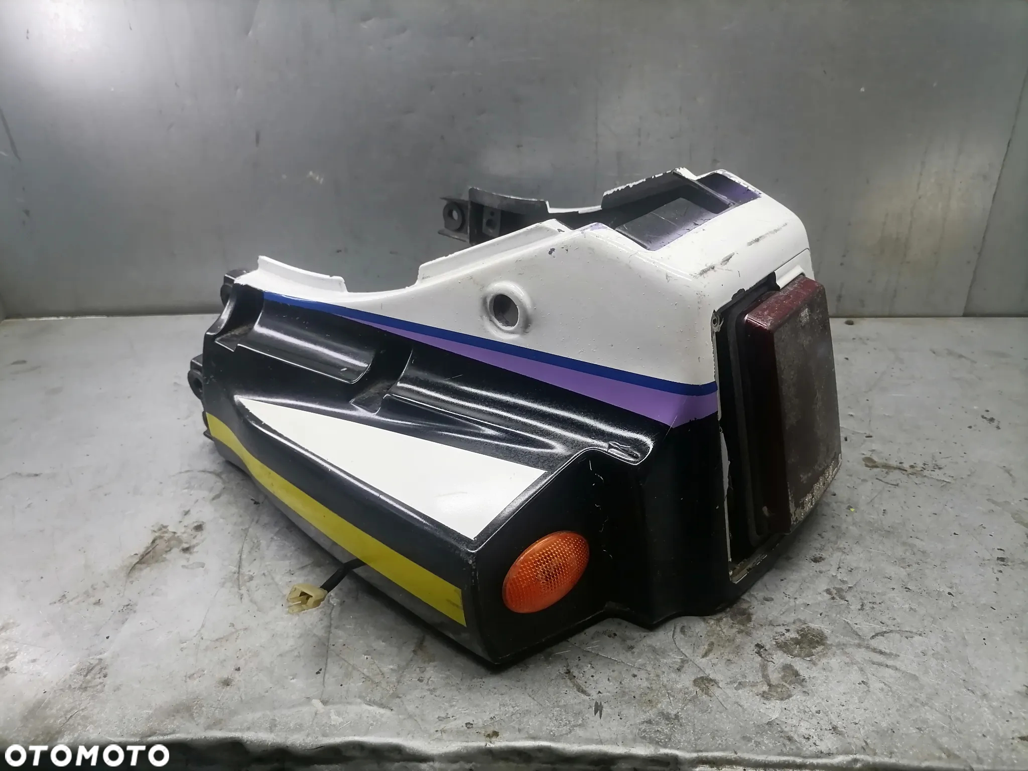 Kawasaki GPZ 1000 RX Ogon zadupek owiewka osłona - 2