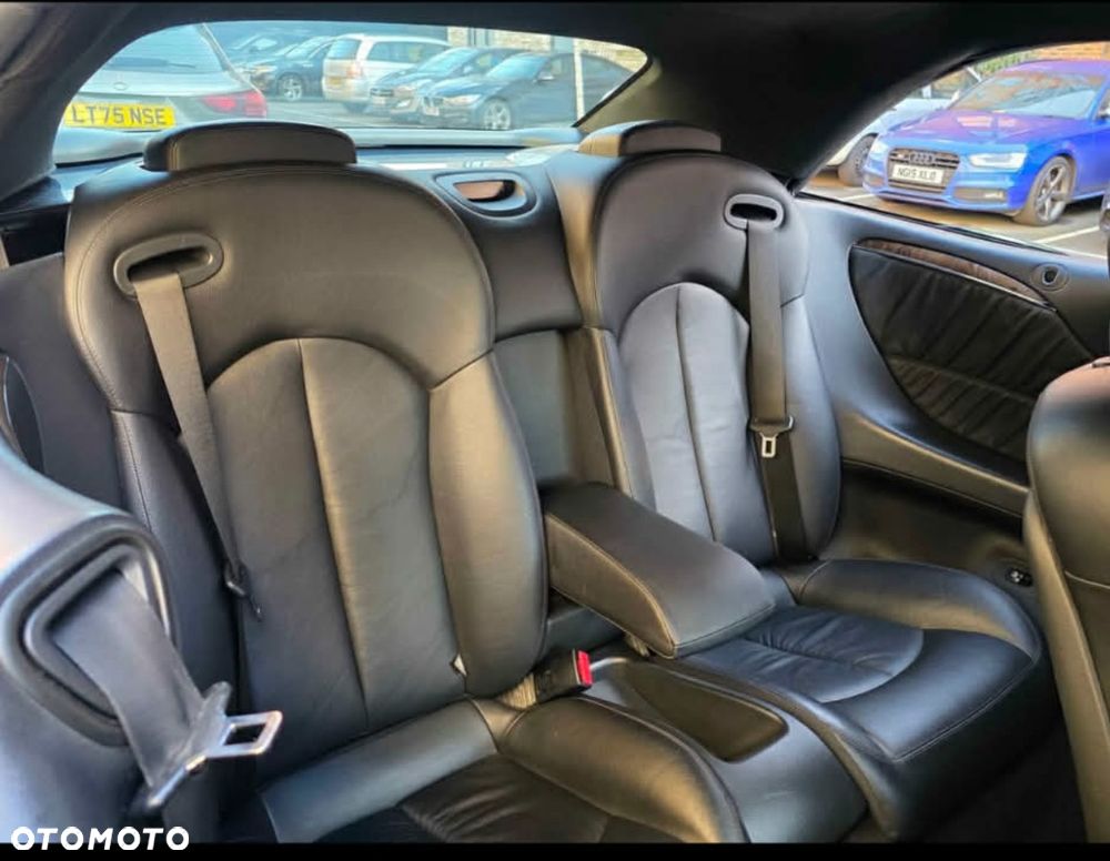 Mercedes-Benz CLK - 13