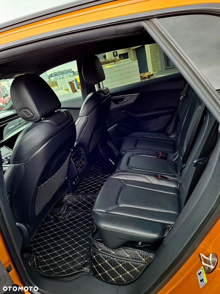 Audi Q8 55 TFSI mHEV Quattro Tiptronic - 8