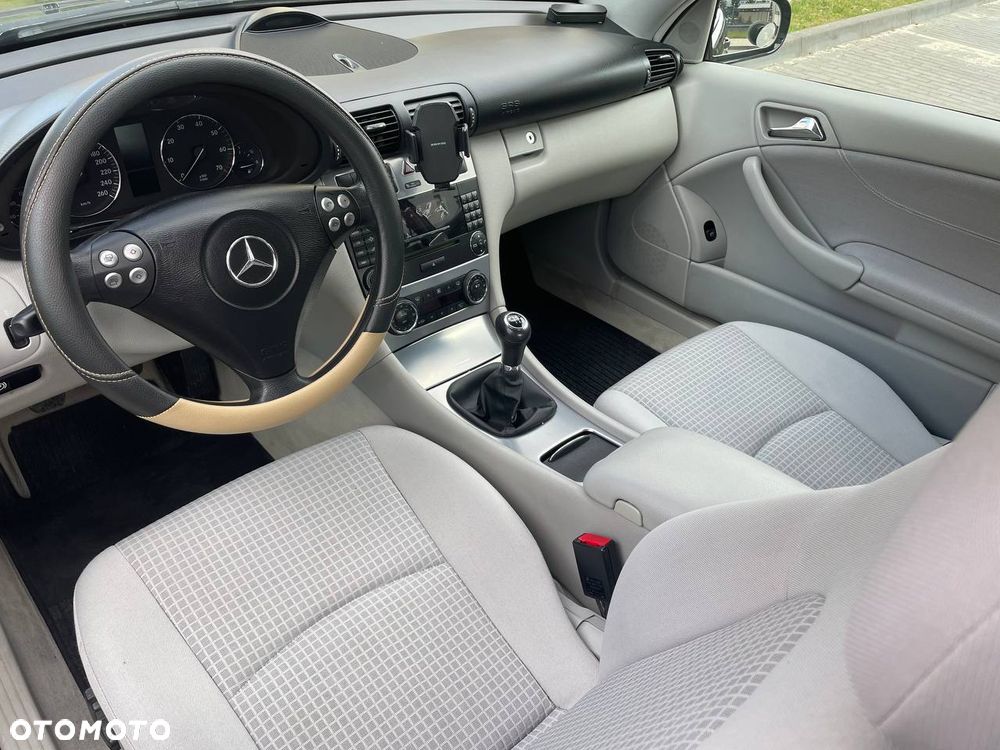 Mercedes-Benz Klasa C 230 Sport Edition - 12