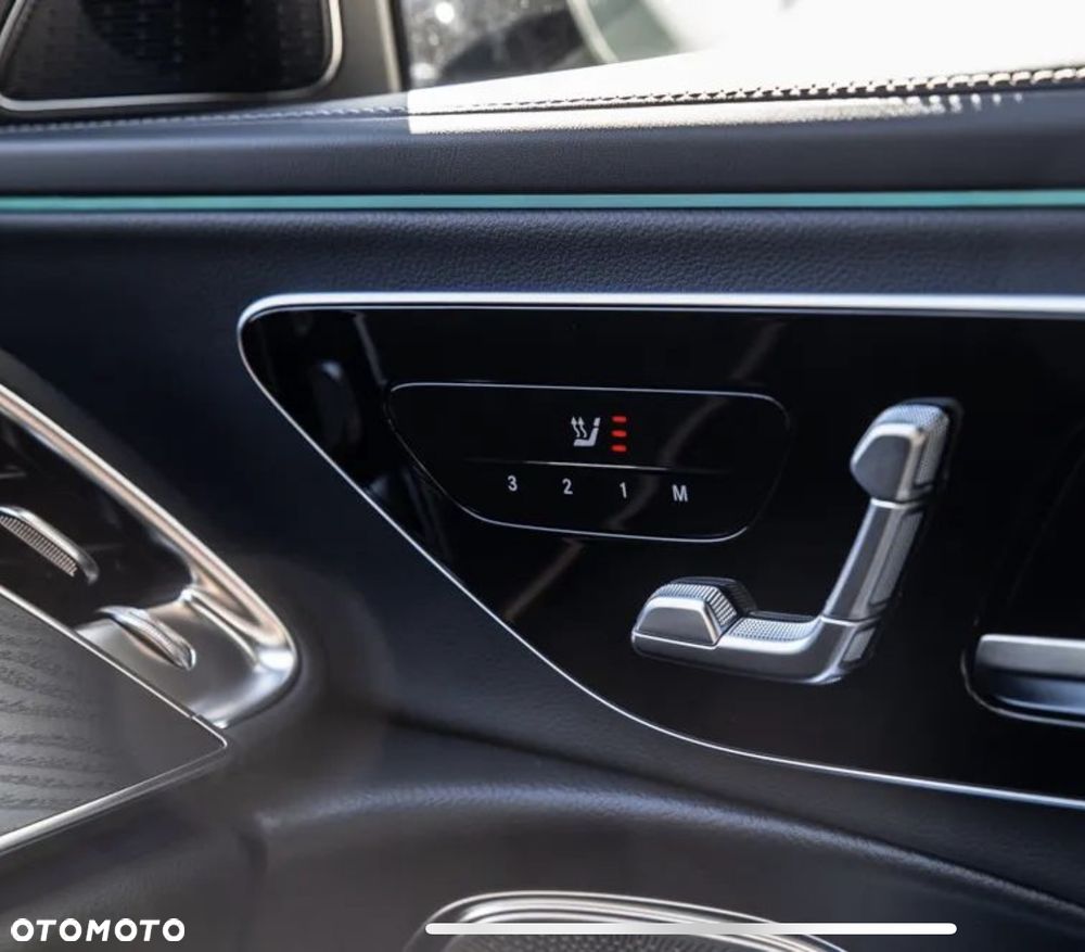 Mercedes-Benz Klasa E 200 4-Matic - 8