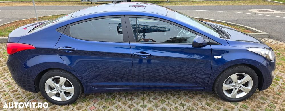 Hyundai Elantra 1.6 MPi Aut. Highway+ - 4
