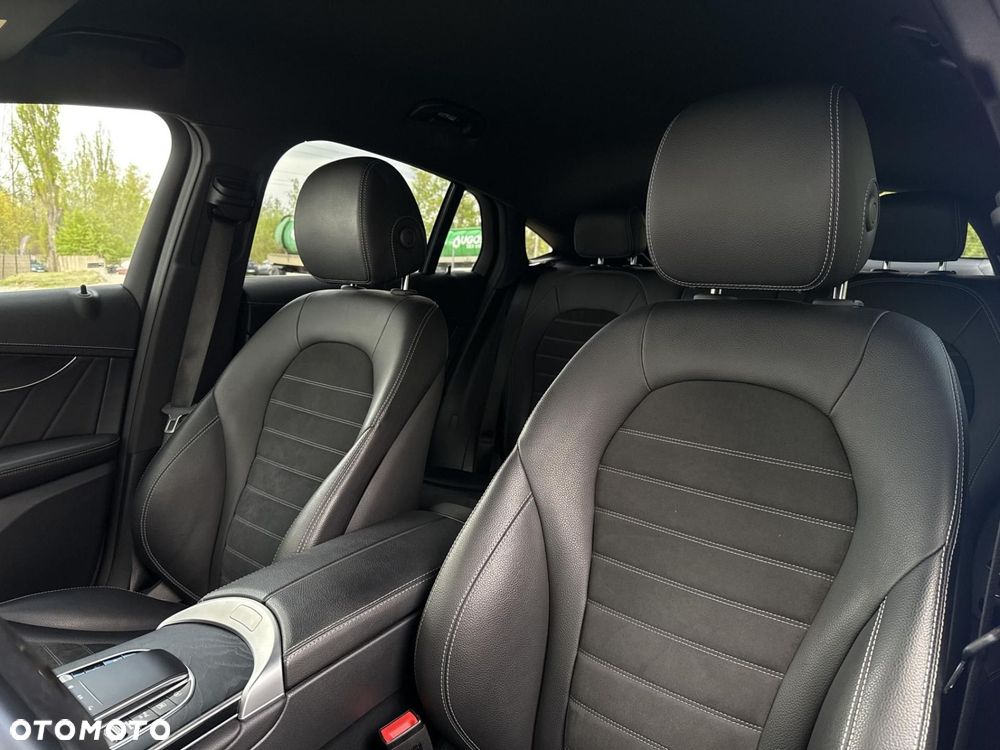 Mercedes-Benz GLC - 11