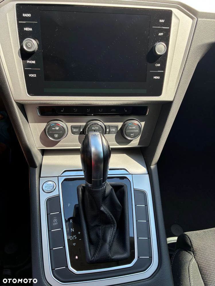 Volkswagen Passat 2.0 TDI BMT Comfortline DSG7 - 30