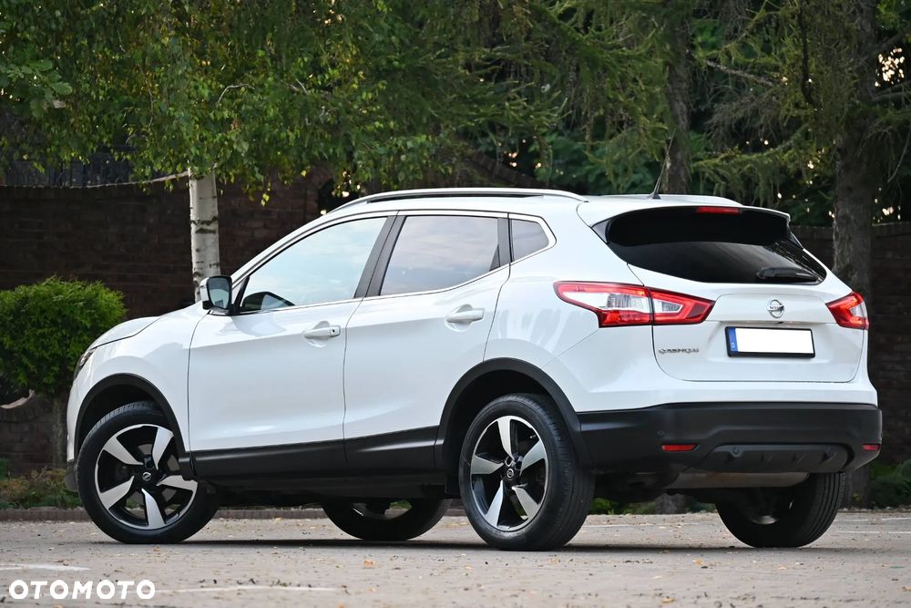 Nissan Qashqai 1.2 DIG-T Xtronic TEKNA - 18