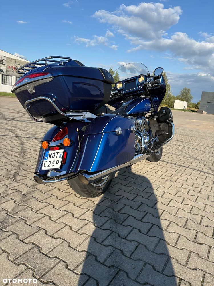 Indian Roadmaster - 4