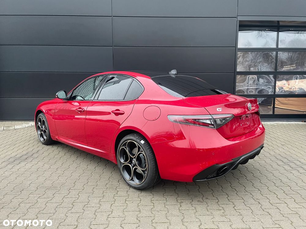 Alfa Romeo Giulia 2.0 Turbo Intensa Q4 - 3