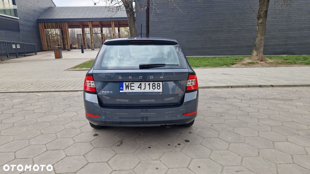 Skoda Fabia 1.0 TSI Ambition - 6