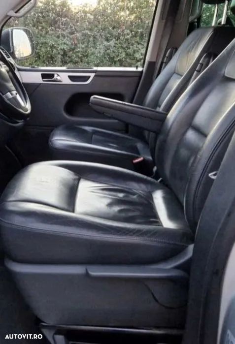 Volkswagen Multivan - 6
