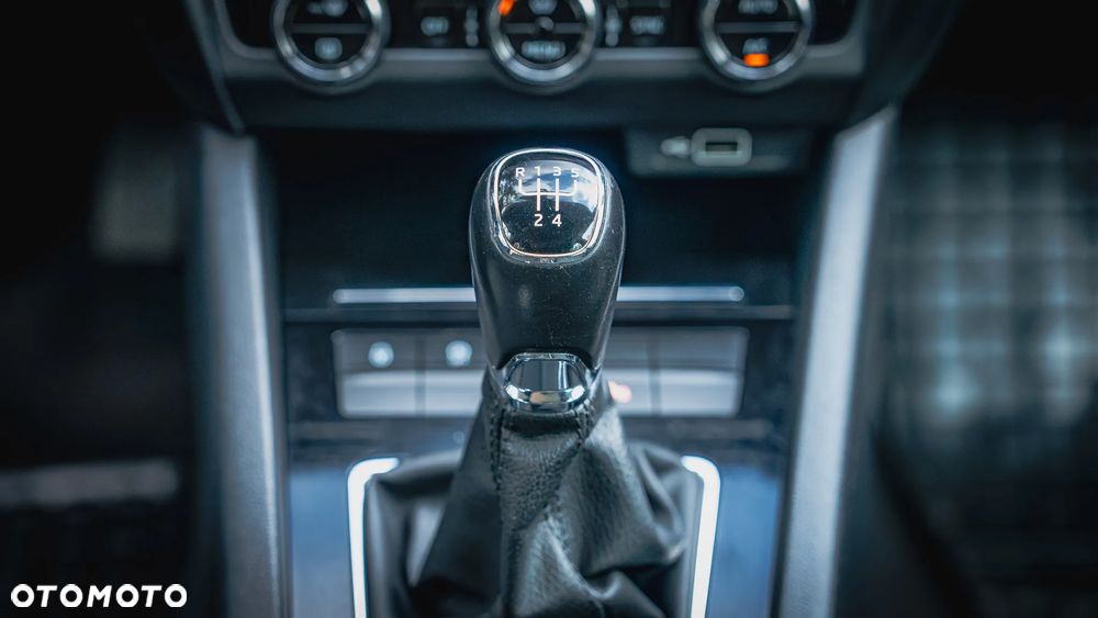 Skoda Octavia 1.6 TDI Ambition - 33