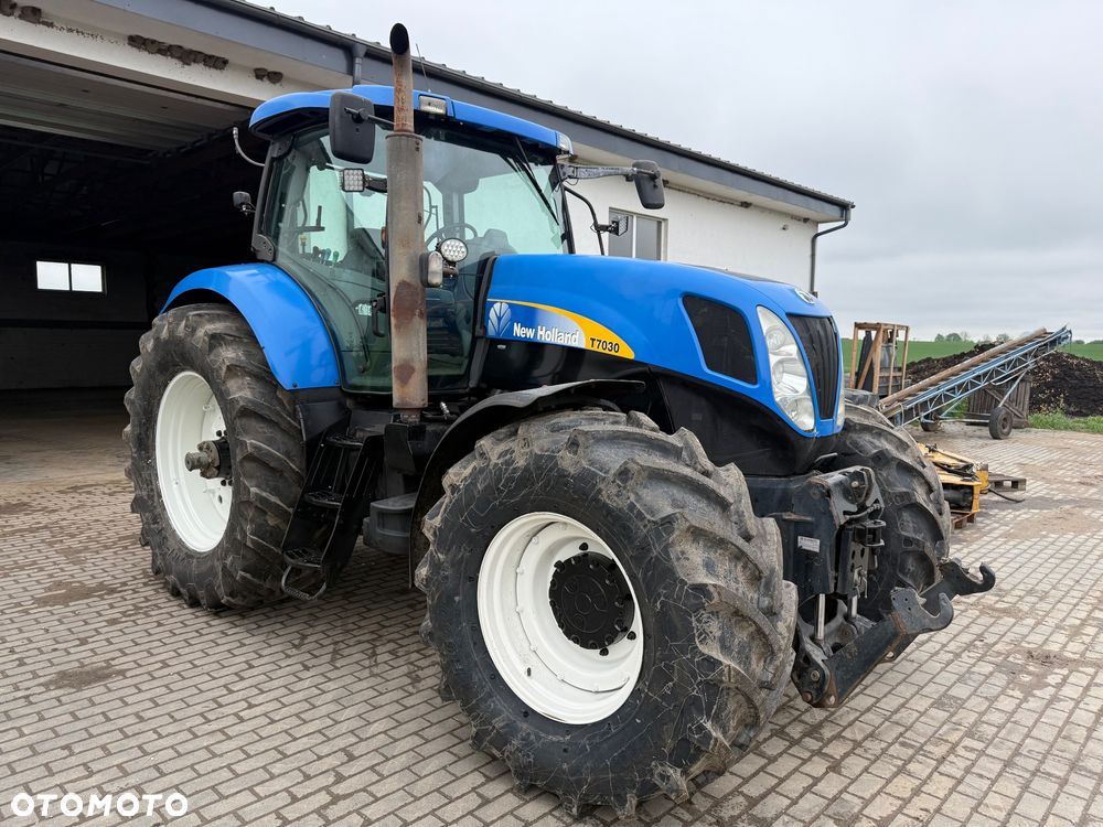New Holland T7030 - 11
