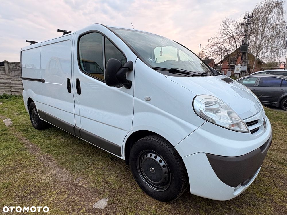Nissan Primastar trafic Vivaro - 13