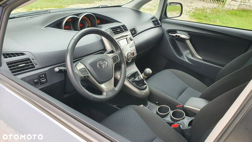 Toyota Verso - 11