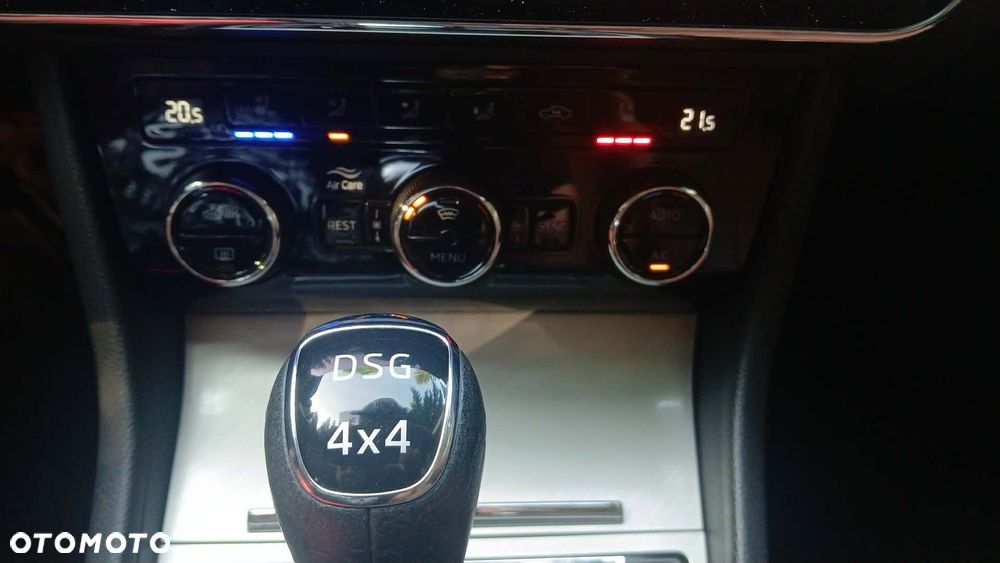 Skoda Superb 2.0 TSI 4x4 L&K DSG - 20