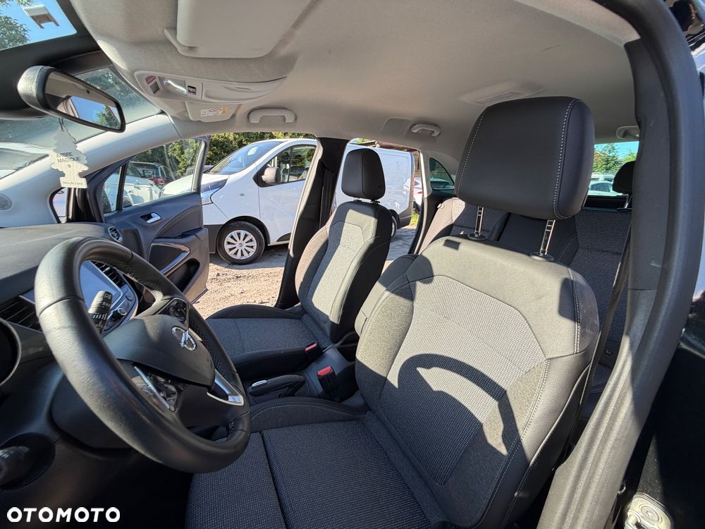 Opel Crossland X - 24